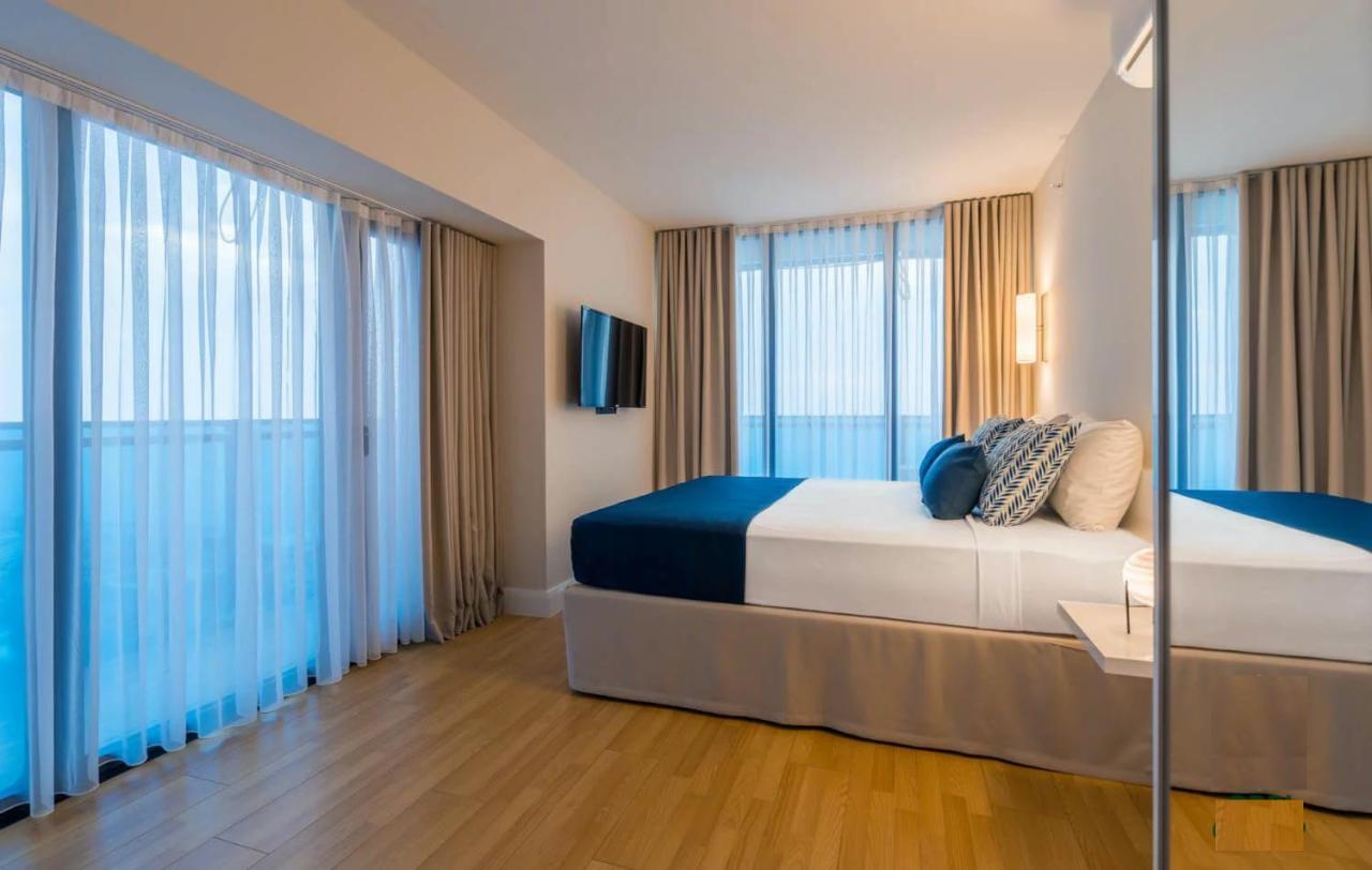 Orbi City Suite Sea View In Batumi Aparthotel Exterior foto