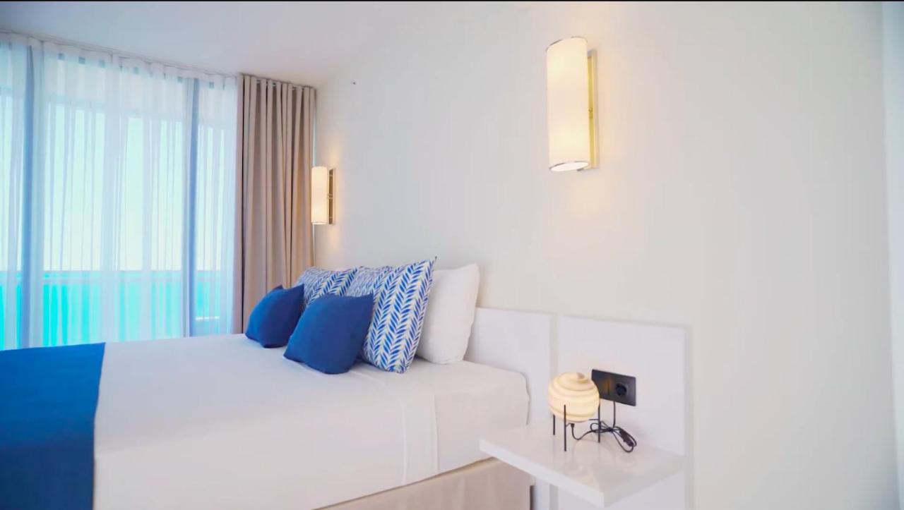 Orbi City Suite Sea View In Batumi Aparthotel Exterior foto