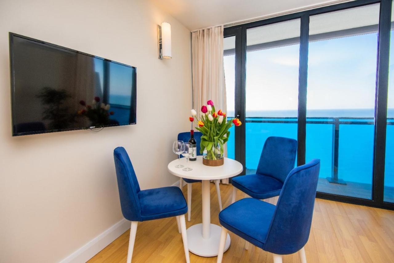 Orbi City Suite Sea View In Batumi Aparthotel Exterior foto