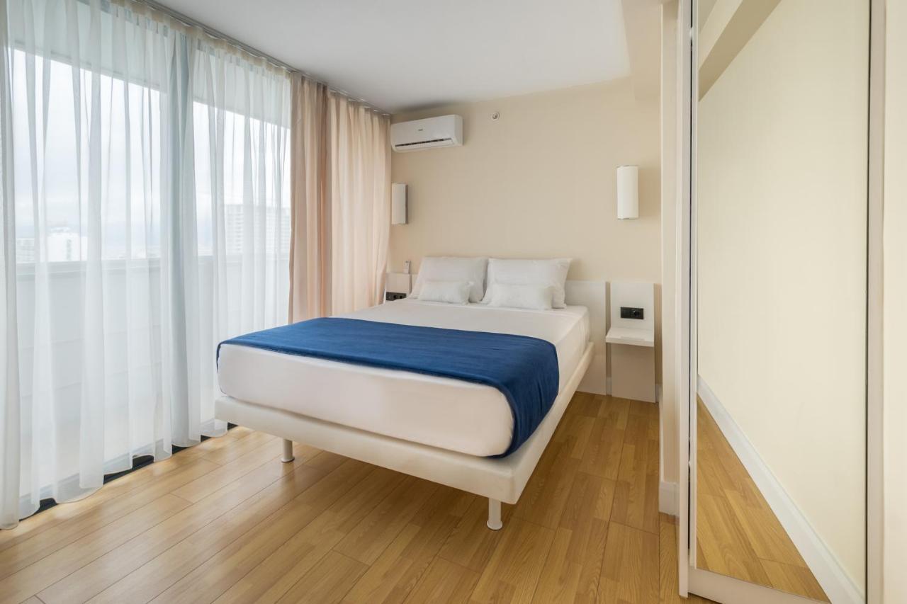 Orbi City Suite Sea View In Batumi Aparthotel Exterior foto